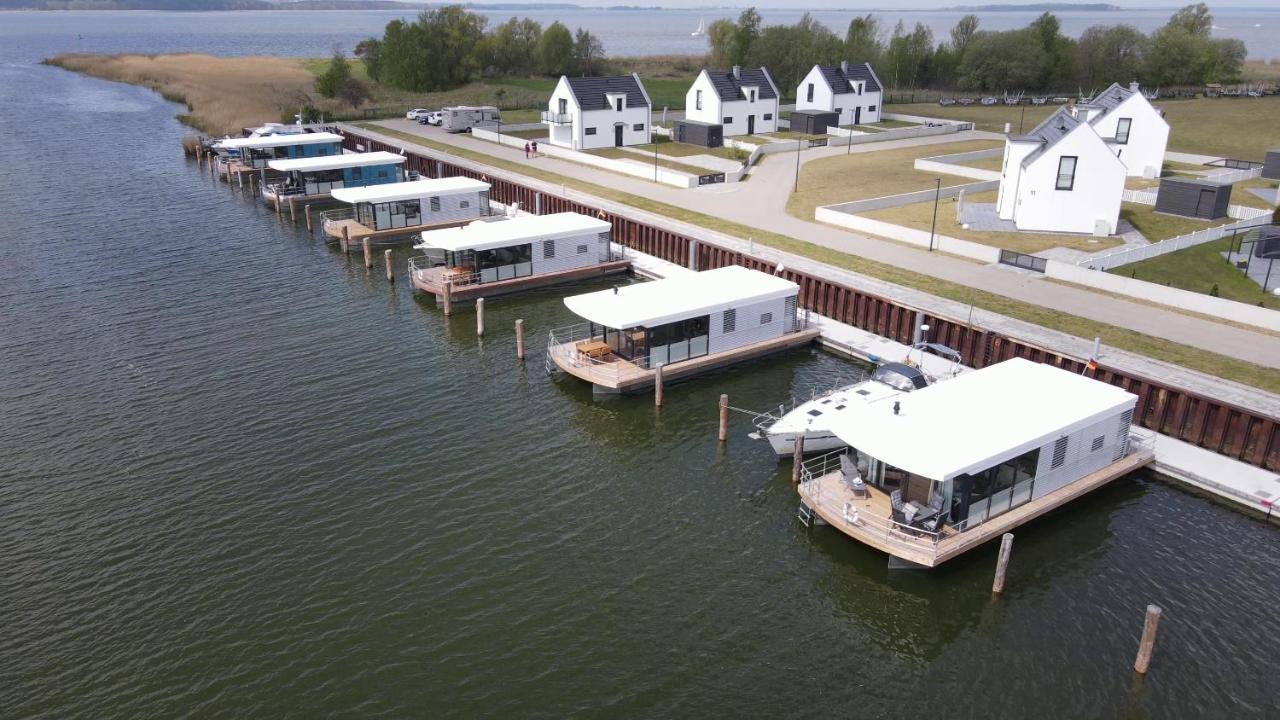 Meerblick Auf Usedom Direkt Im Yachthafen Peenemunde Exterior photo